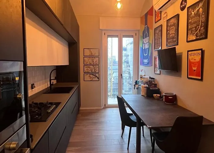 Con Bagno E Balcone Privato In Casa Condivisa Kwatera prywatna
