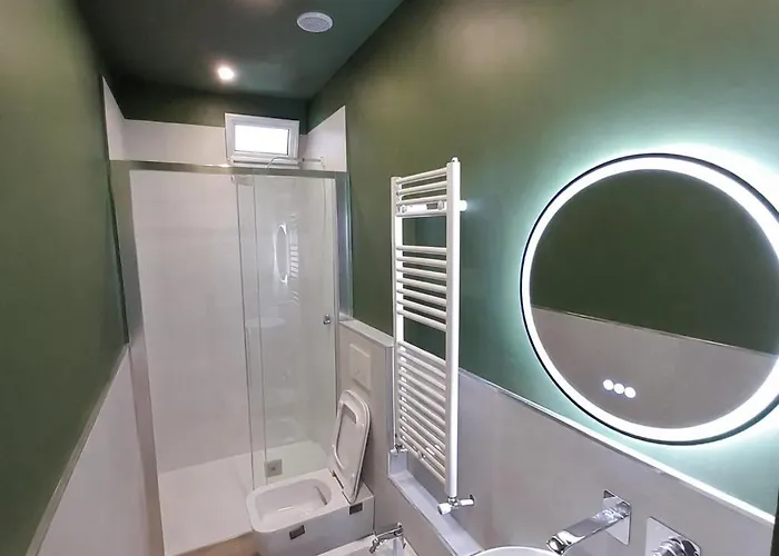 Con Bagno E Balcone Privato In Casa Condivisa * トリノ
